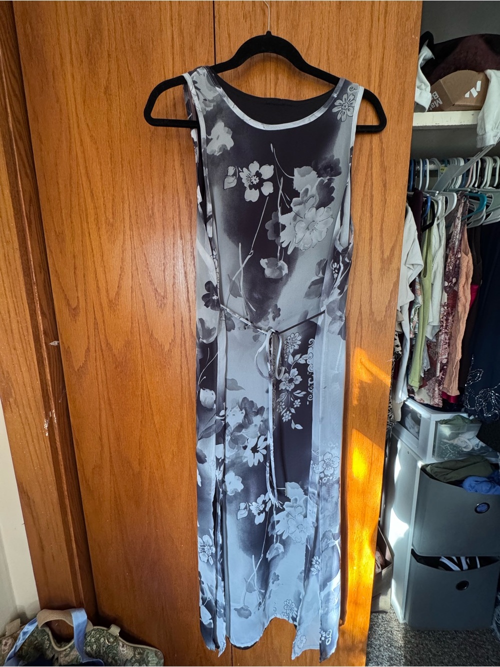 Sleeveless Floral Maxi Dress in Black and White